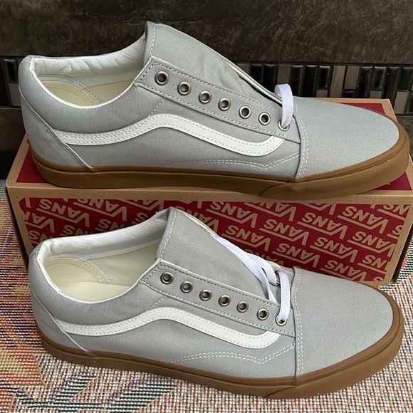 Vans WMNS Old Skool
(Gum) High Rise/True Wht
VN0A3WKT3ZC Sneakers - Picture 3 of 16